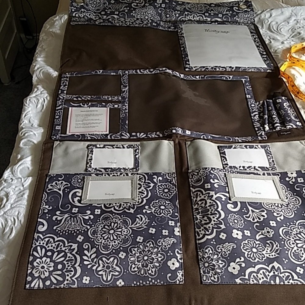 Wall organizer